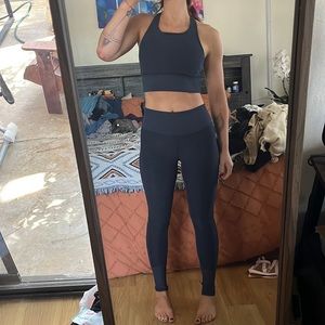 ALO yoga SET! navy blue Heather sports bra and leggings set